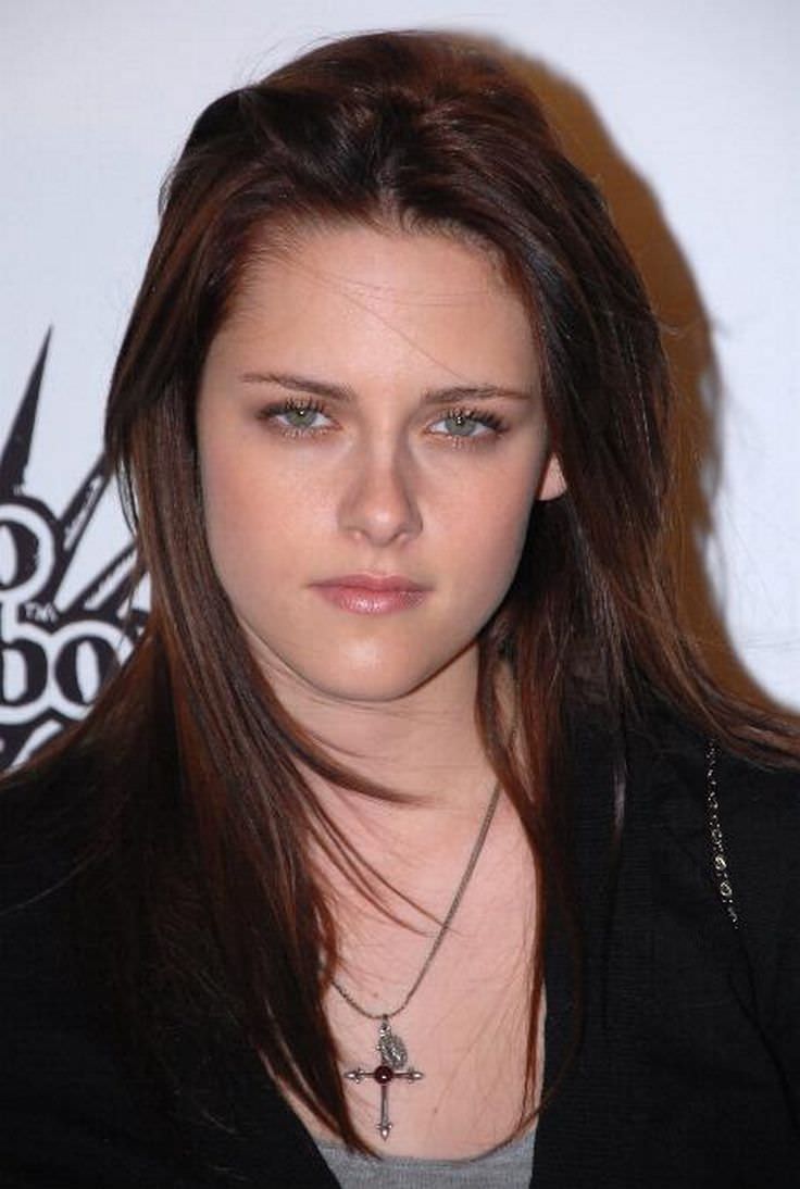 Kristen Stewart - Celebrity biography, zodiac sign and famous quotes